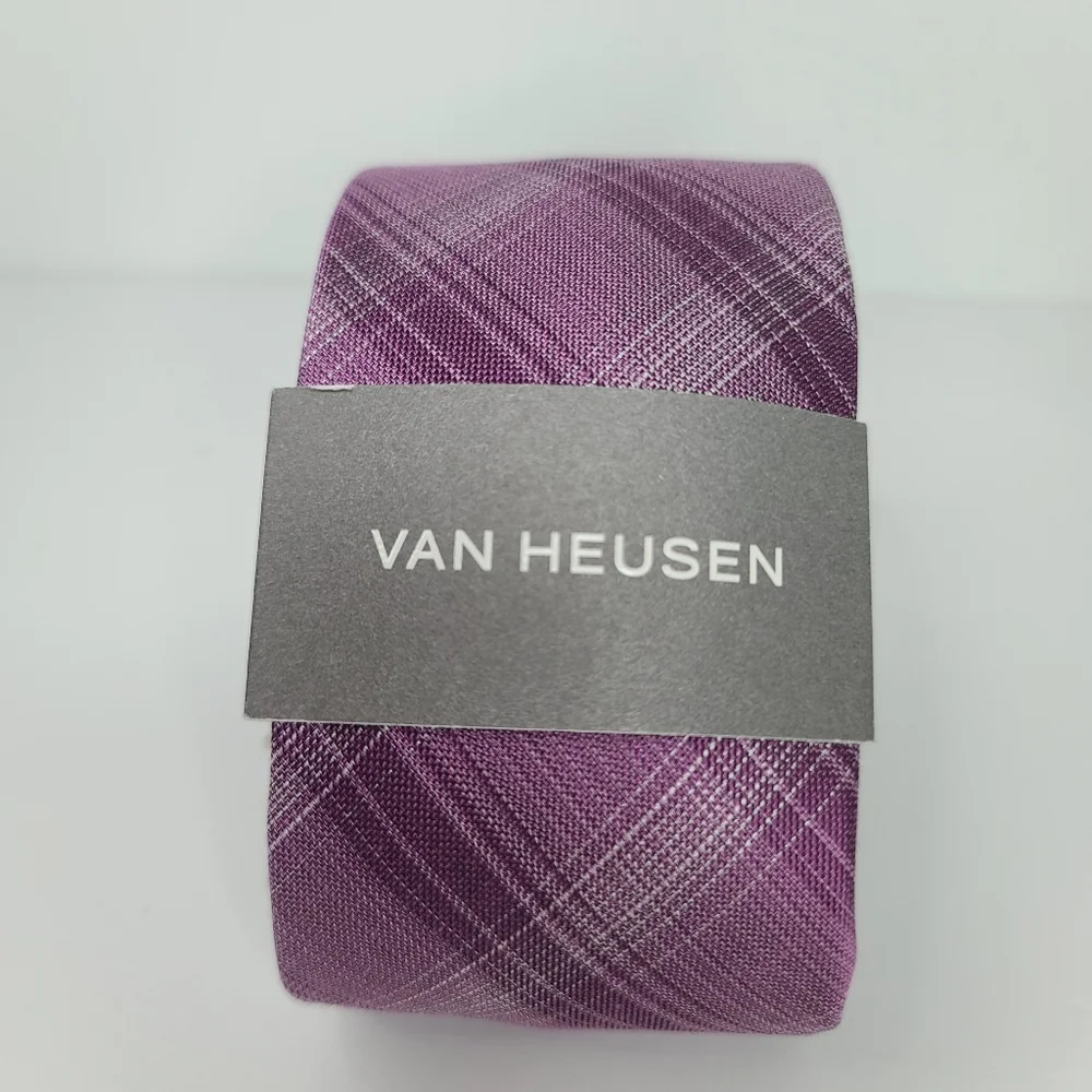 VAN HEUSEN. Purple Plaid Tie.